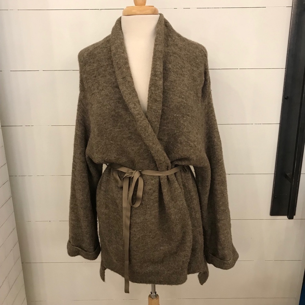 Anthropologie Sweater Cardigan